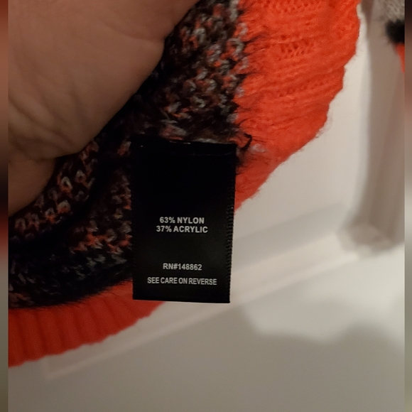 Neon Torrid sweater - Picture 3 of 5